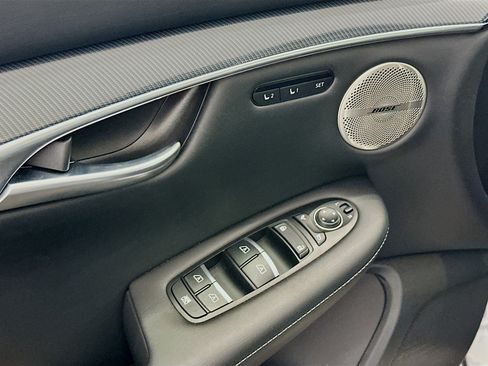 Used 2024 INFINITI QX50 Sport image 15