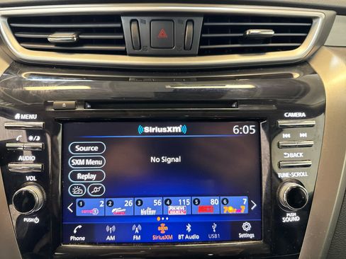 Certified 2024 Nissan Murano SV w/ SV Midnight Edition Package image 30