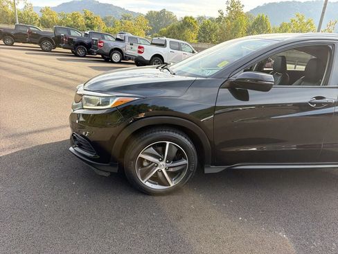 Used 2021 Honda HR-V EX-L image 9