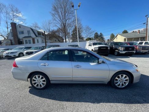 Used 2007 Honda Accord EX image 5