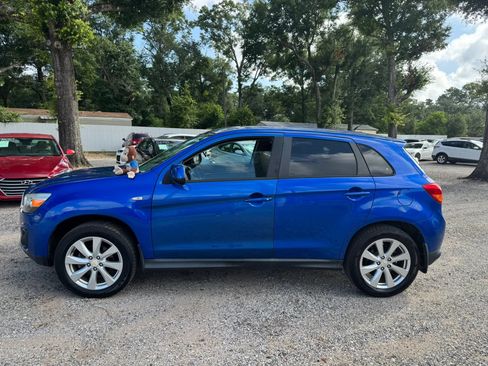 Used 2015 Mitsubishi Outlander Sport ES FWD image 2