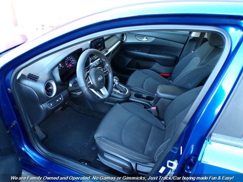 Used 2019 Kia Forte LXS image 13