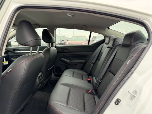 New 2026 Nissan Altima 2.5 SR FWD image 15