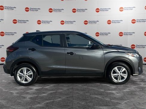 New 2025 Nissan Kicks Play S image 6