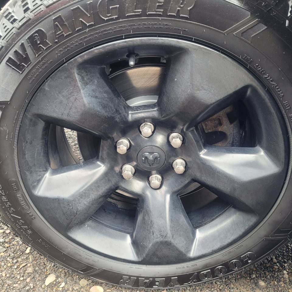 Used 2019 RAM 1500 Big Horn AWD/4WD image 39