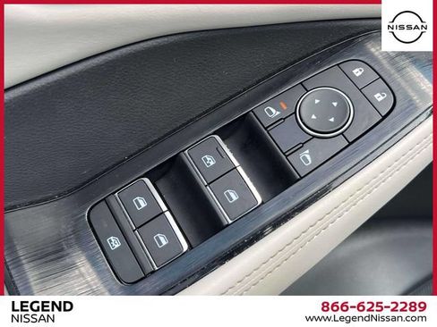 Certified 2023 Nissan Rogue SL w/ SL Premium Package AWD/4WD image 18