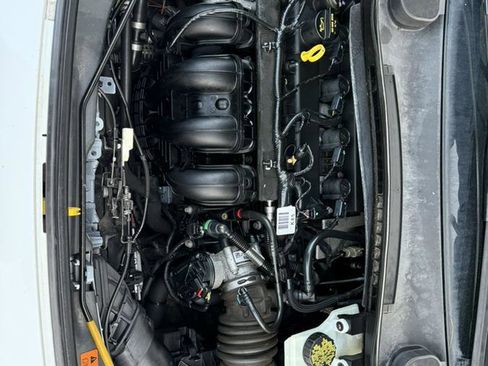 Used 2015 Ford Transit Connect XLT image 27