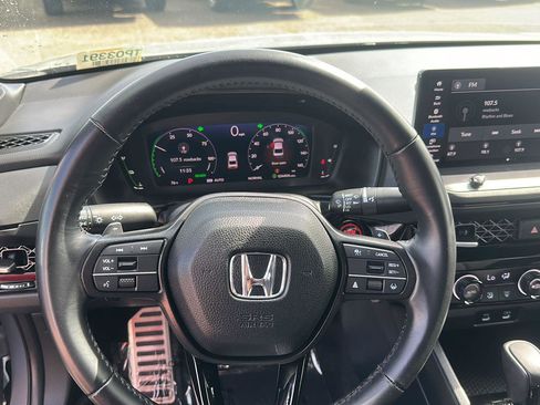 Used 2024 Honda Accord Sport image 18