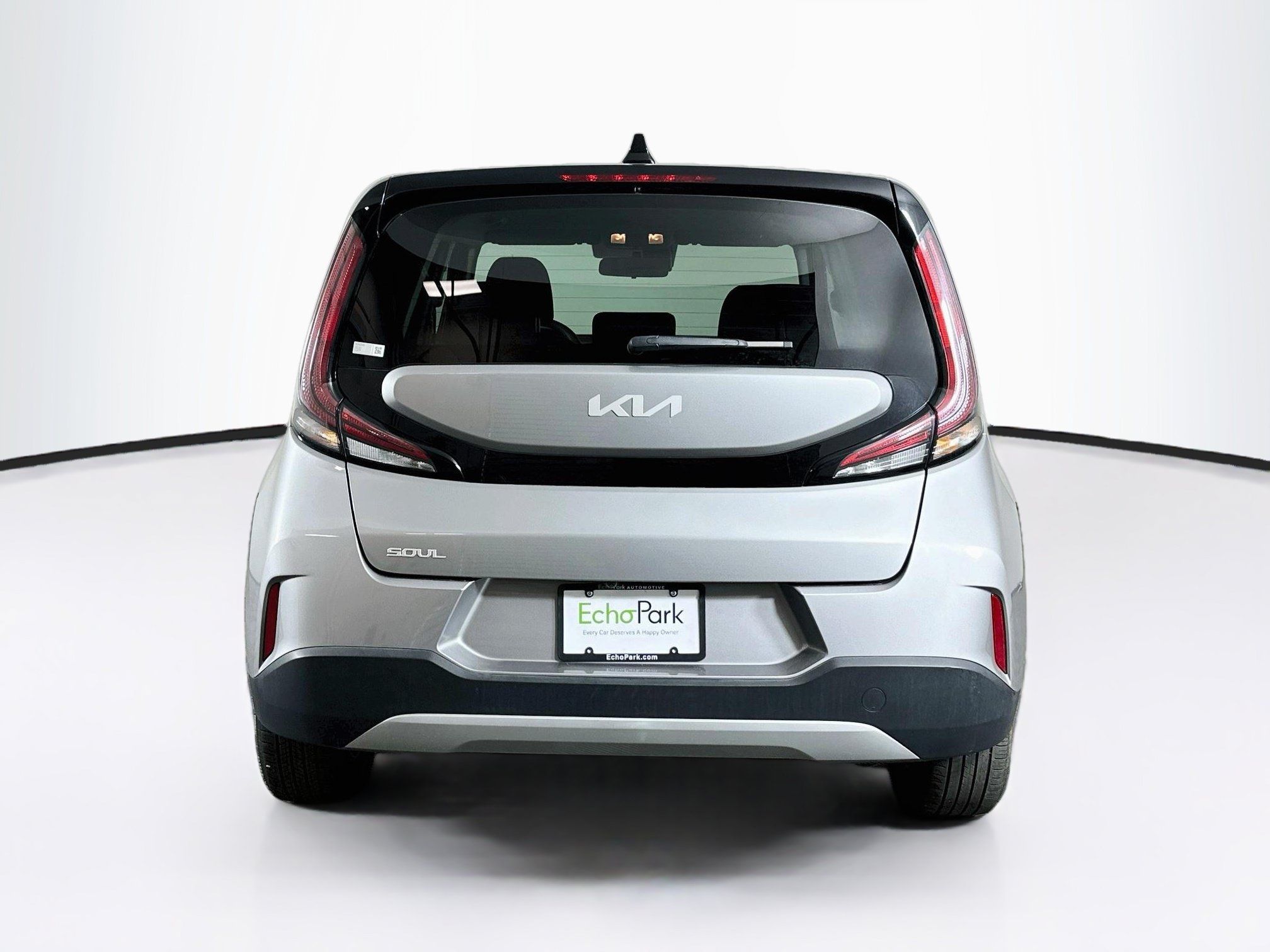 Used 2025 Kia Soul LX w/ LX Technology Package FWD image 7