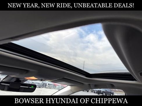 Used 2018 Toyota RAV4 Limited image 12