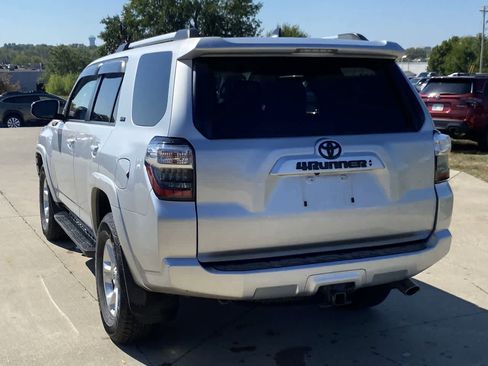 Used 2021 Toyota 4Runner SR5 image 4