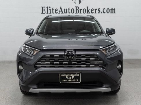 Used 2021 Toyota RAV4 Limited AWD/4WD image 3