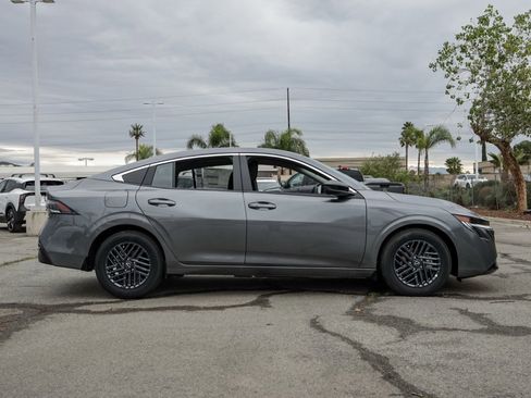 New 2026 Nissan Sentra SV image 3