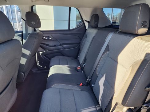 Used 2018 Chevrolet Traverse LS image 8