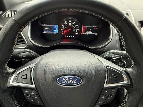 Used 2019 Ford Edge ST w/ Convenience Package AWD/4WD image 19
