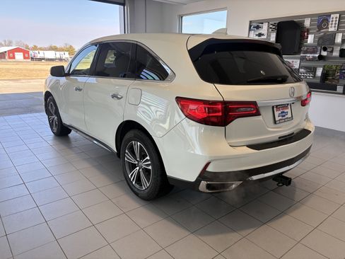 Used 2018 Acura MDX SH-AWD image 3