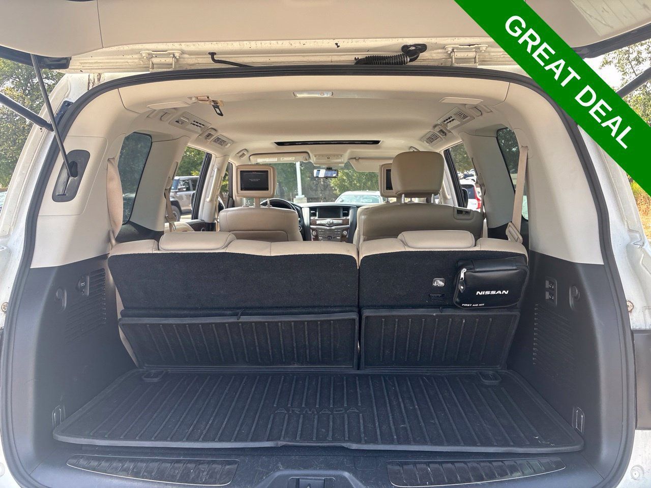 Used 2019 Nissan Armada Platinum w/ Captain's Chairs Package AWD/4WD image 9