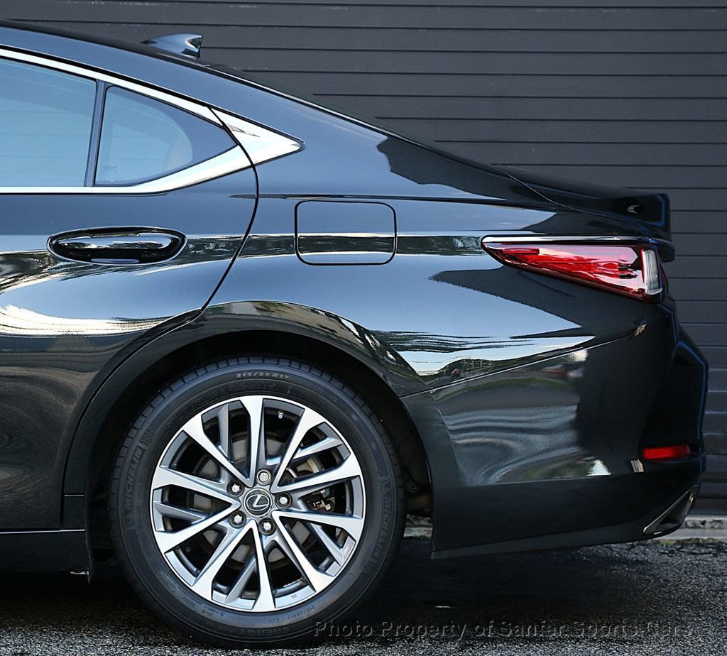 Used 2023 Lexus ES 350 w/ Accessory Package (Z2) FWD image 16