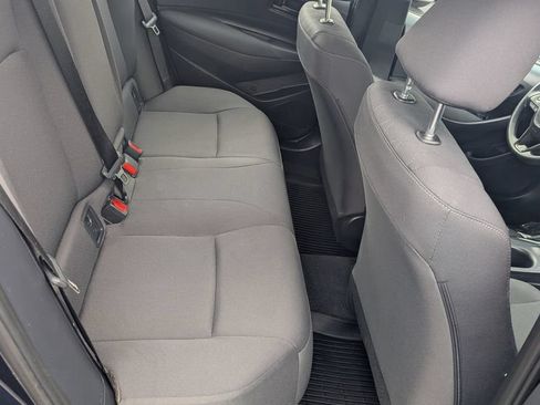 Used 2025 Toyota Corolla LE FWD image 18