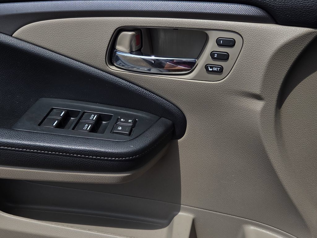 Certified 2023 Honda Ridgeline RTL-E image 18