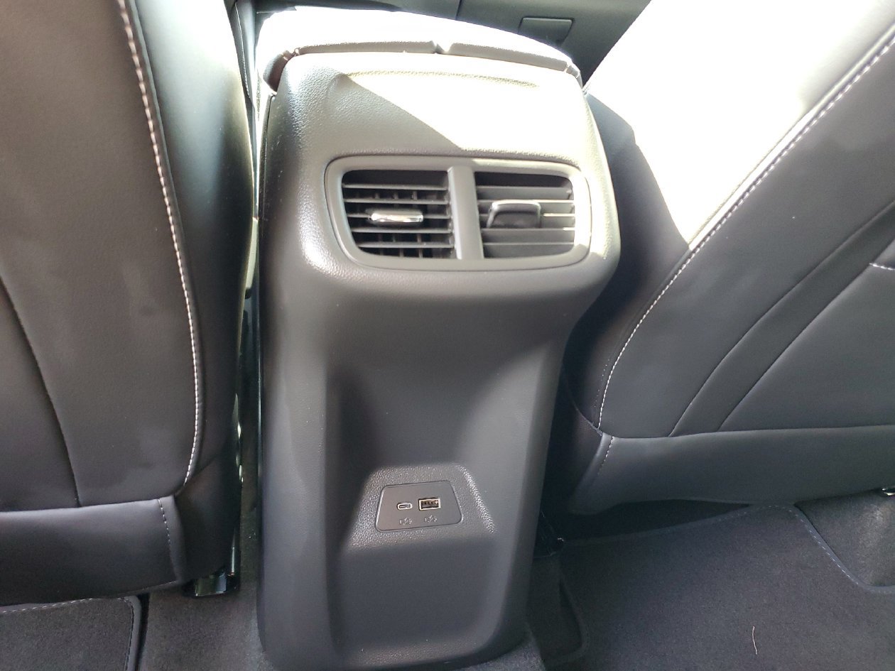 Used 2026 Buick Envision Sport Touring AWD/4WD image 15