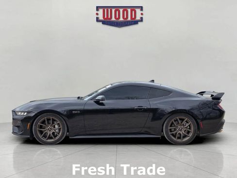 Used 2024 Ford Mustang GT Premium image 4