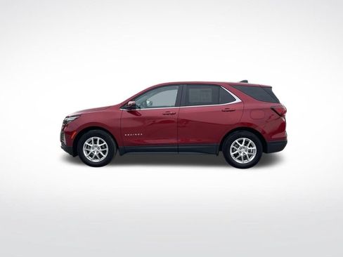 Used 2024 Chevrolet Equinox LT FWD image 2