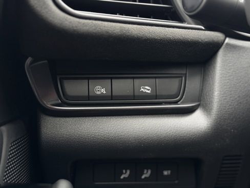 New 2025 MAZDA CX-30 Carbon image 33