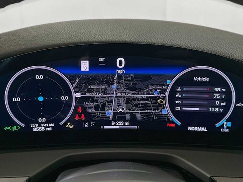 Certified 2025 Porsche Panamera RWD image 15