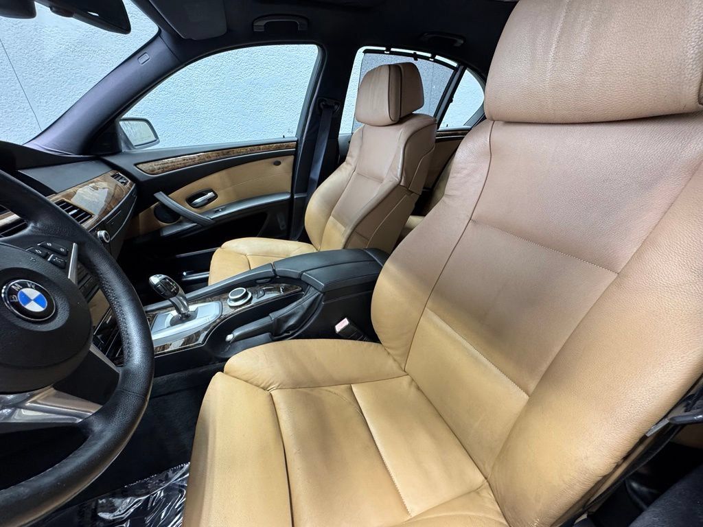 Used 2008 BMW 550i Sedan RWD image 10