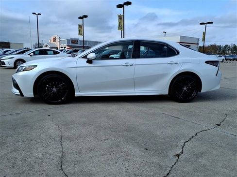 Used 2023 Toyota Camry XSE image 2