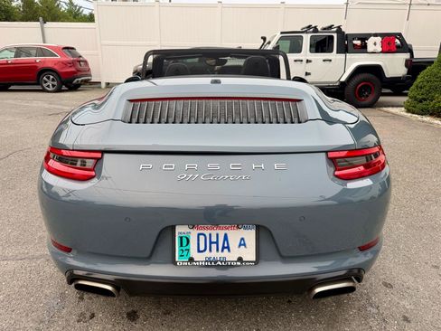 Used 2017 Porsche 911 Carrera image 7
