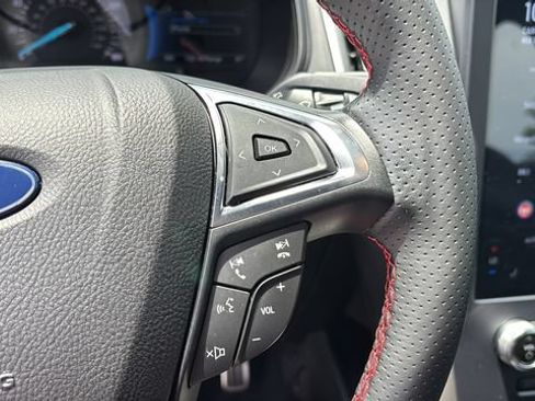 Used 2023 Ford Edge ST-Line AWD/4WD image 25