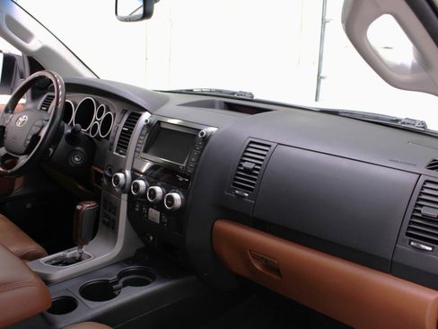 Used 2012 Toyota Sequoia Platinum AWD/4WD image 49