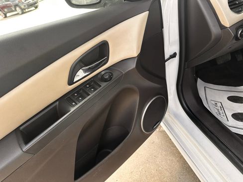 Used 2014 Chevrolet Cruze LT w/ Sun, Sound and Sport Package image 12