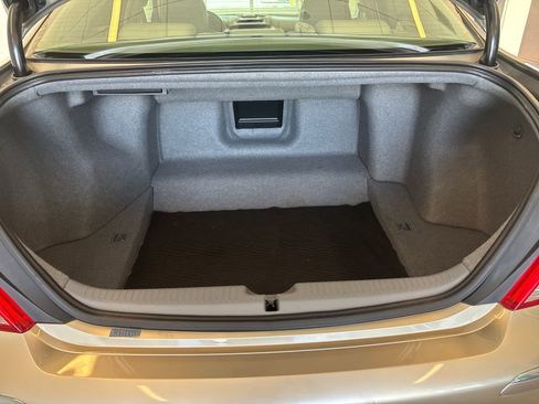 Used 2008 Acura RL AWD/4WD image 9