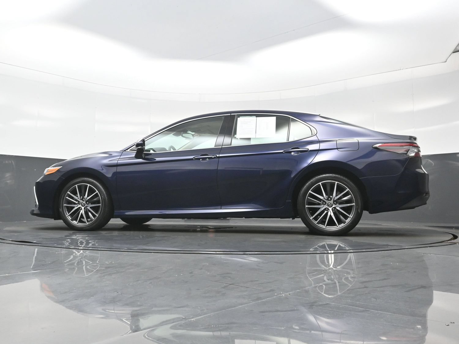 Used 2021 Toyota Camry XLE AWD/4WD image 31