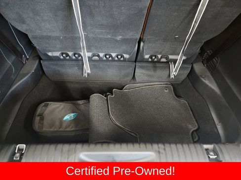 Used 2025 Chrysler Pacifica Pinnacle image 31