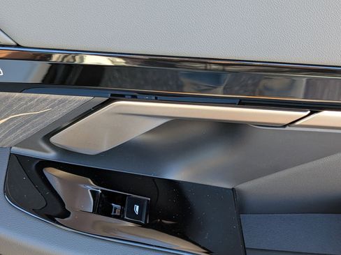 New 2026 BMW 530i xDrive w/ M Sport Package image 36