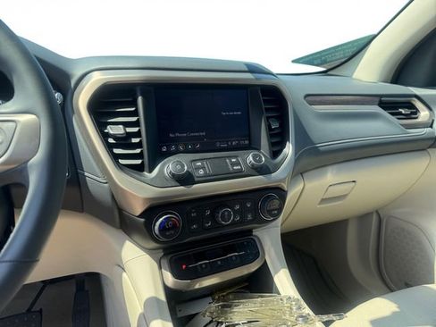 Used 2023 GMC Acadia Denali w/ Denali Ultimate Package AWD/4WD image 15