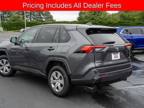 Certified 2022 Toyota RAV4 LE FWD image 3