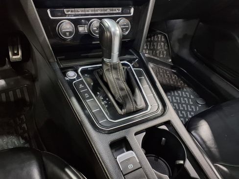 Used 2019 Volkswagen Arteon SEL FWD image 9
