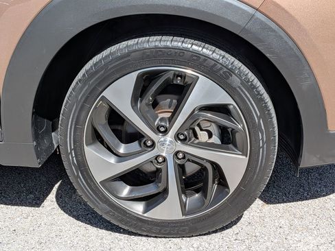 Used 2016 Hyundai Tucson Sport image 10