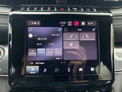 Certified 2023 Jeep Grand Cherokee Altitude image 7