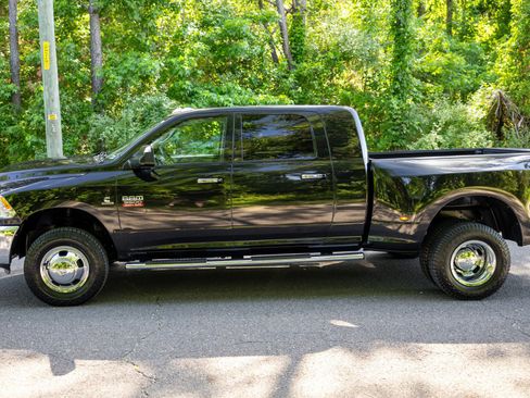 Used 2011 RAM 3500 Big Horn AWD/4WD image 11