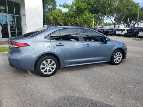 Used 2023 Toyota Corolla LE FWD image 7