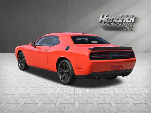 Used 2023 Dodge Challenger SXT RWD image 7