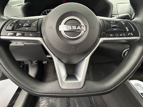 Used 2024 Nissan Altima 2.5 SV image 28