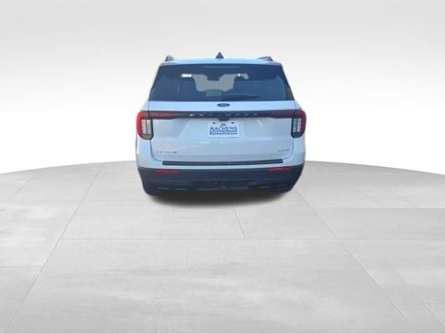New 2026 Ford Explorer Active AWD/4WD image 5