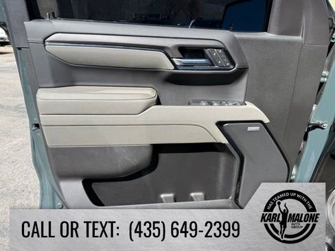 Used 2025 Chevrolet Silverado 1500 ZR2 w/ Technology Package AWD/4WD image 15